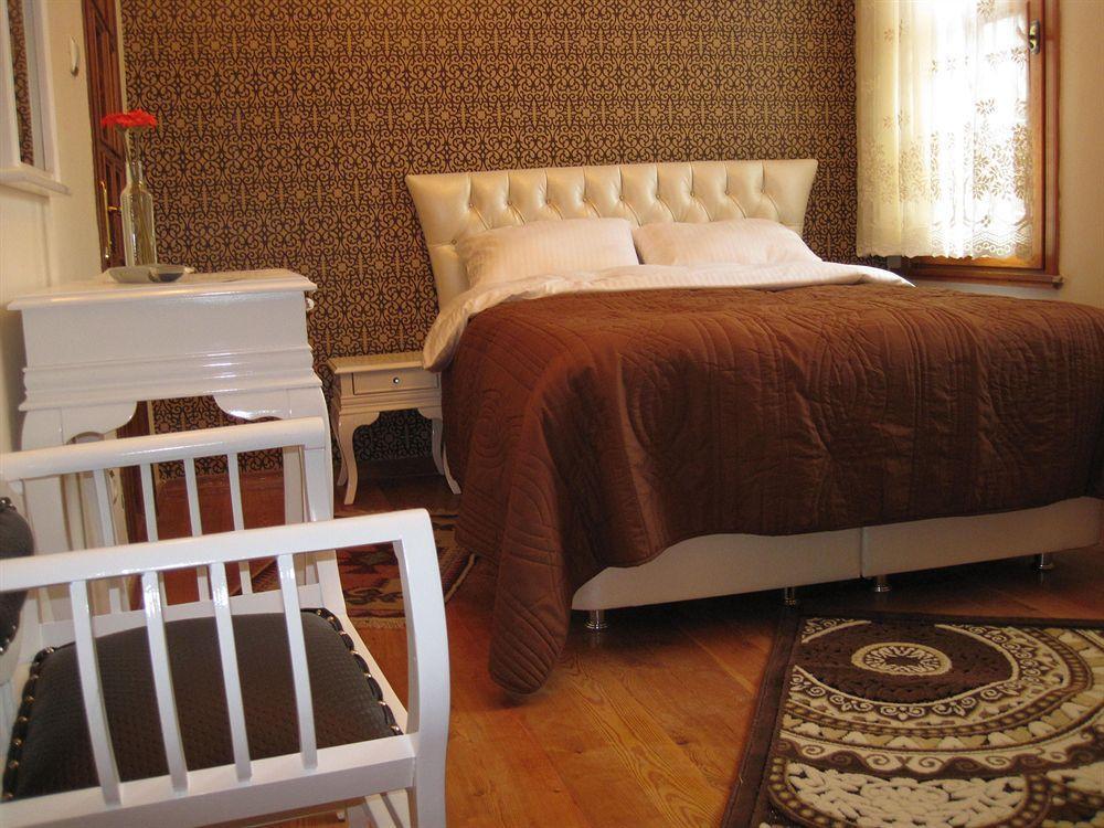 Blue Eye Apartment *